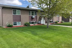 1221 Madison Ave, Detroit Lakes, MN 56501 - Photo 1