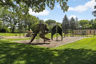 1385 Arbor St, Wayzata, MN 55391 - Photo 29