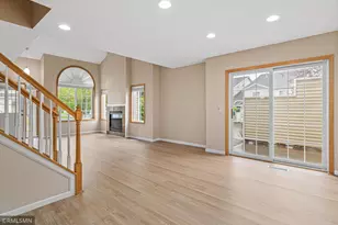 1900 Hawthorne Point, Hudson, WI 54016 - Photo 9