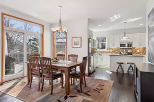 2536 N Saunders Lake Dr, Minnetrista, MN 55364 - Photo 9