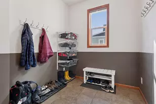 2536 N Saunders Lake Dr, Minnetrista, MN 55364 - Photo 17
