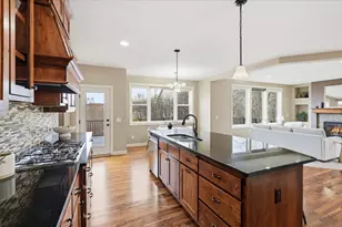 7707 Oxbow Creek Circle N, Brooklyn Park, MN 55445 - Photo 11