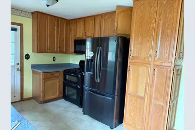 2539 Cowern Place E, North Saint Paul, MN 55109 - Photo 9