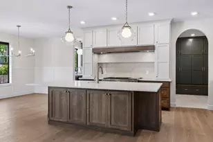 5521 Zenith Ave S, Edina, MN 55410 - Photo 11