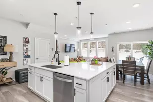 4876 Avery Ct, Eagan, MN 55123 - Photo 3