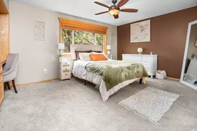 615 Oakwood Drive, Saint Cloud, MN 56304 - Photo 9