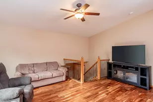 9385 Jasmine Ave S, Cottage Grove, MN 55016 - Photo 5