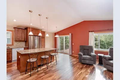 9385 Jasmine Avenue S, Cottage Grove, MN 55016 - Photo 9