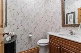 9755 Wedgewood Cir, Woodbury, MN 55125 - Photo 29