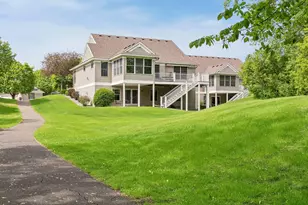 9755 Wedgewood Cir, Woodbury, MN 55125 - Photo 3
