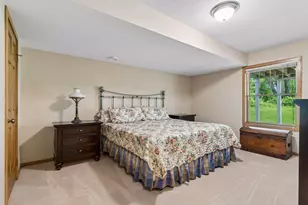 9755 Wedgewood Cir, Woodbury, MN 55125 - Photo 47