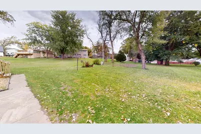 1112 Bridge Avenue, Albert Lea, MN 56007 - Photo 51
