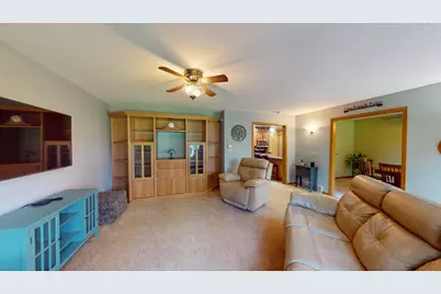 1112 Bridge Avenue, Albert Lea, MN 56007 - Photo 3