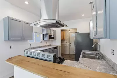 2213 Oak Park Avenue N, Minneapolis, MN 55411 - Photo 9