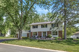 8125 Tierneys Woods Curv, Bloomington, MN 55438 - Photo 1