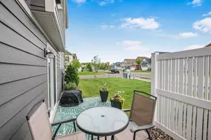 10884 Glacier Ln N, Maple Grove, MN 55369 - Photo 17