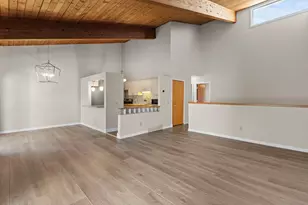 8405 137th Ct, Apple Valley, MN 55124 - Photo 5