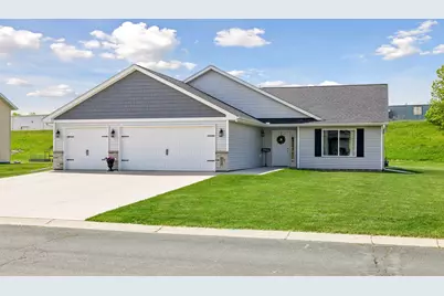 720 Deer Trail, Montgomery, MN 56069 - Photo 3