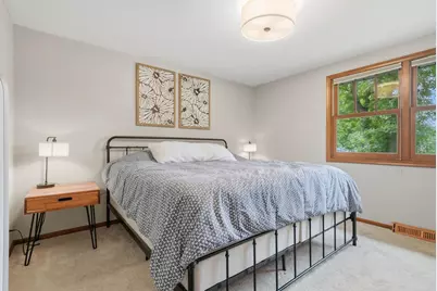 2400 Cavell Avenue N, Golden Valley, MN 55427 - Photo 27