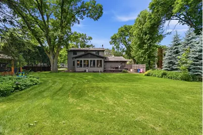 2400 Cavell Avenue N, Golden Valley, MN 55427 - Photo 45