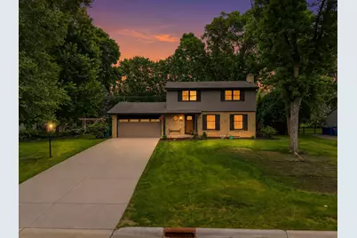 2400 Cavell Avenue N, Golden Valley, MN 55427 - Photo 1