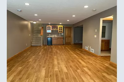 10512 Mississippi Circle N, Brooklyn Park, MN 55443 - Photo 15