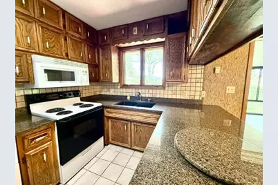 1588 48th Avenue NE, Willmar, MN 56201 - Photo 9