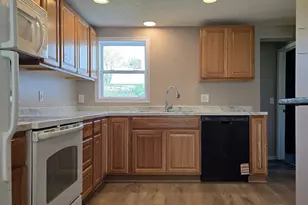 707 Irvine Ave NW, Bemidji, MN 56601 - Photo 9