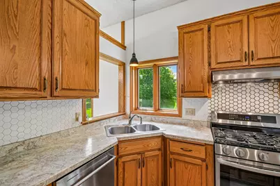 14835 39th Avenue N, Plymouth, MN 55446 - Photo 13