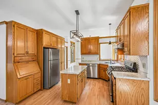 14835 39th Ave N, Plymouth, MN 55446 - Photo 15