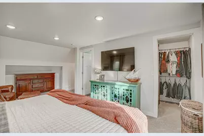 7949 Stillwater Boulevard N, Oakdale, MN 55128 - Photo 21