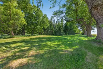 8405 50th Street SE, Eyota, MN 55934 - Photo 9