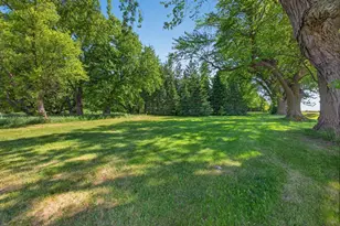 8405 50th St SE, Eyota, MN 55934 - Photo 9