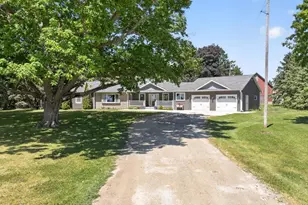 8405 50th St SE, Eyota, MN 55934 - Photo 103