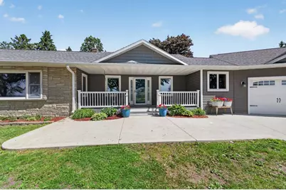 8405 50th Street SE, Eyota, MN 55934 - Photo 3