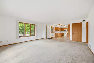 836 Southview Street SE, Watertown, MN 55388 - Photo 9