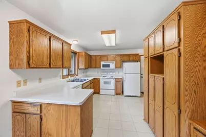 836 Southview Street SE, Watertown, MN 55388 - Photo 5