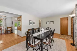 10643 Vessey Rd, Bloomington, MN 55437 - Photo 11