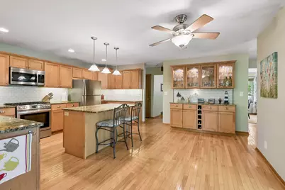 10643 Vessey Road, Bloomington, MN 55437 - Photo 23