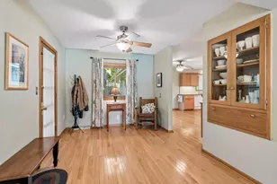 10643 Vessey Rd, Bloomington, MN 55437 - Photo 13