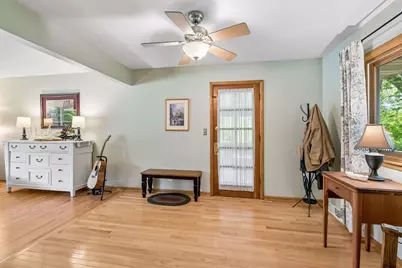 10643 Vessey Road, Bloomington, MN 55437 - Photo 15