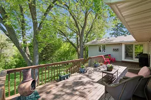 10643 Vessey Rd, Bloomington, MN 55437 - Photo 47