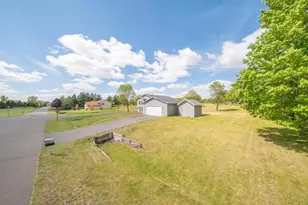 8809 Packard Ave NE, Otsego, MN 55330 - Photo 3