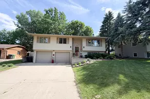 1925 Driftwood Ave, Worthington, MN 56187 - Photo 1