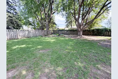 1925 Driftwood Avenue, Worthington, MN 56187 - Photo 45