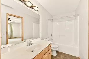 2813 Ashland Pl NW, Rochester, MN 55901 - Photo 17