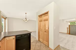 2813 Ashland Pl NW, Rochester, MN 55901 - Photo 13