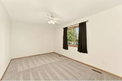 2813 Ashland Place NW, Rochester, MN 55901 - Photo 19