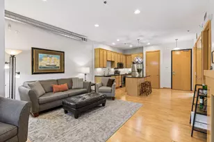240 Spring St, Saint Paul, MN 55102 - Photo 13