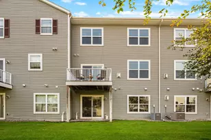 9531 Declaration Dr, Chanhassen, MN 55317 - Photo 31